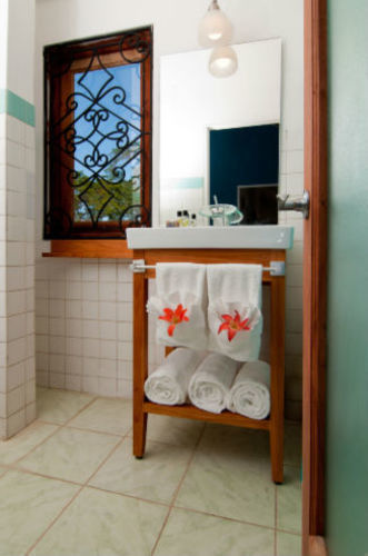 Mynt Retreat Bed & Breakfast Монтего Бей Екстериор снимка